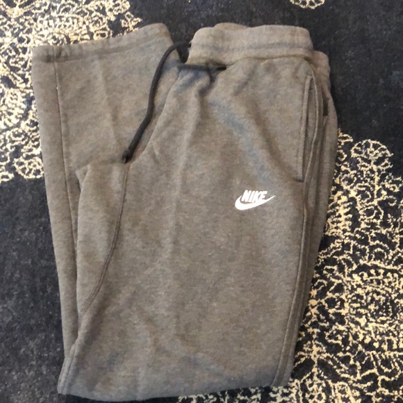 Nike Pants - Women’s Nike sweats